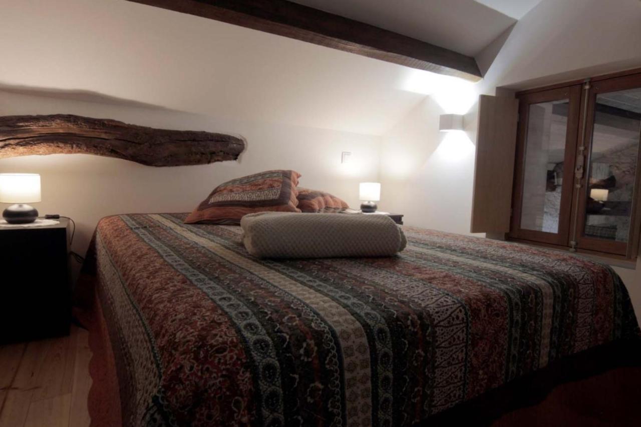 Casa Ventura * César